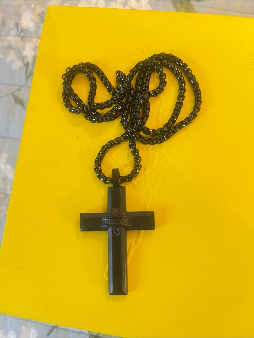 NEW 20 inch Black Cross Pendant Necklace - Bold Men’s Chain.